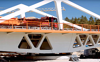 Jeszcze w czerwcu turyści przejadą nowym mostem nad kanałem żeglugowym na Mierzei